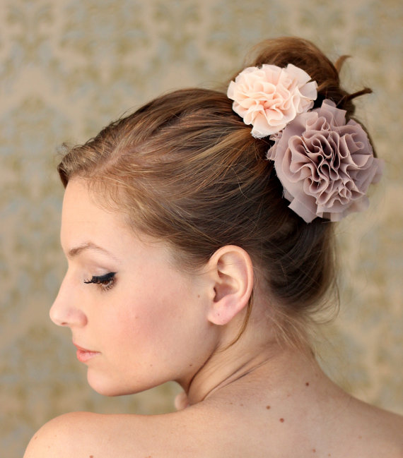 bridal-hair-ideas-coiffure-mariage-fleurs